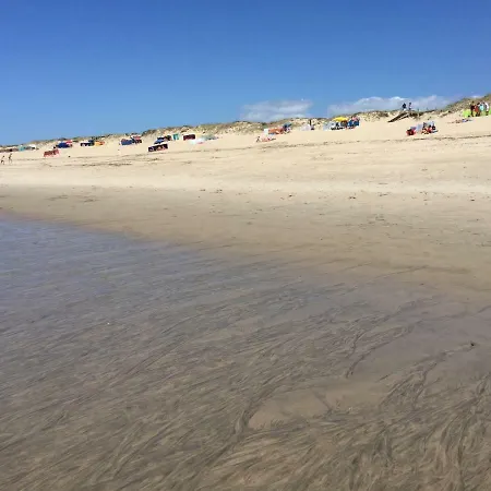 Sunny Holidays Apartment